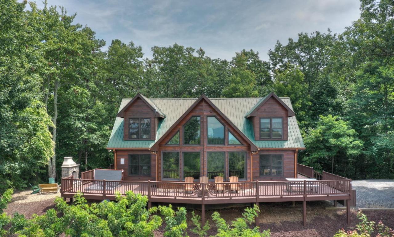 Morganton Champagne Chalet - Cuddleupヴィラ エクステリア 写真